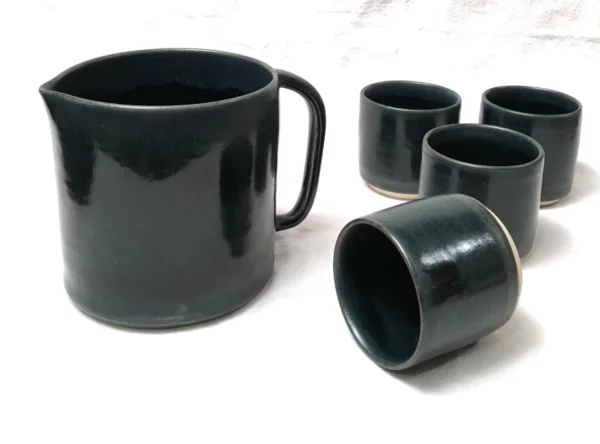 mugs-pichet-grès-émail-bleu-nuit-pascaline-bostyn-céramique.jpg